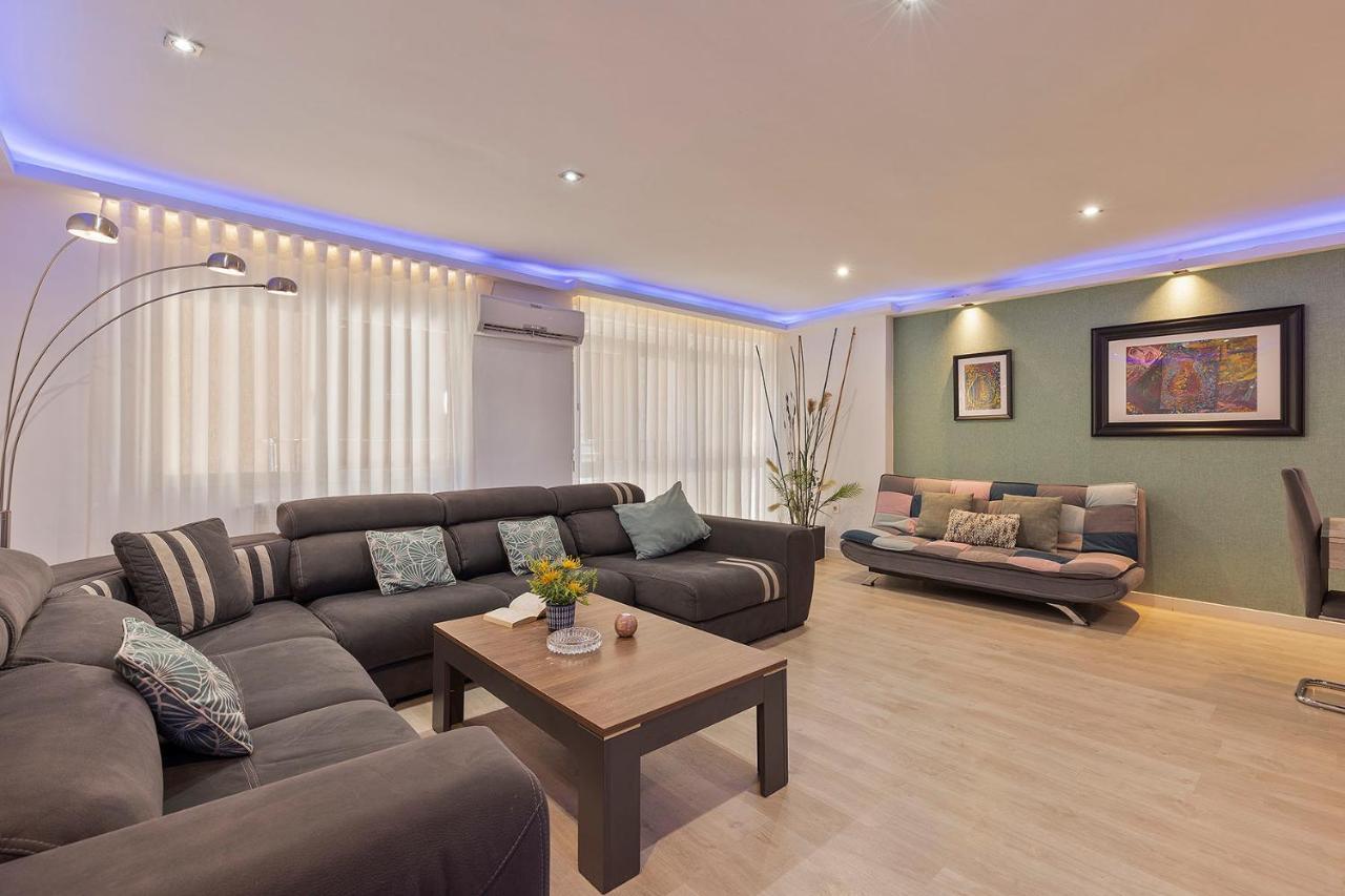 Luxury Apartment City Centre Granada Luaran gambar